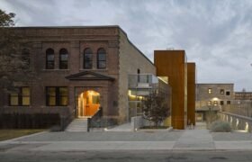 Store in 460 S Spring St