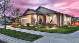 Villa In 210 S Manlius St, Fayetteville